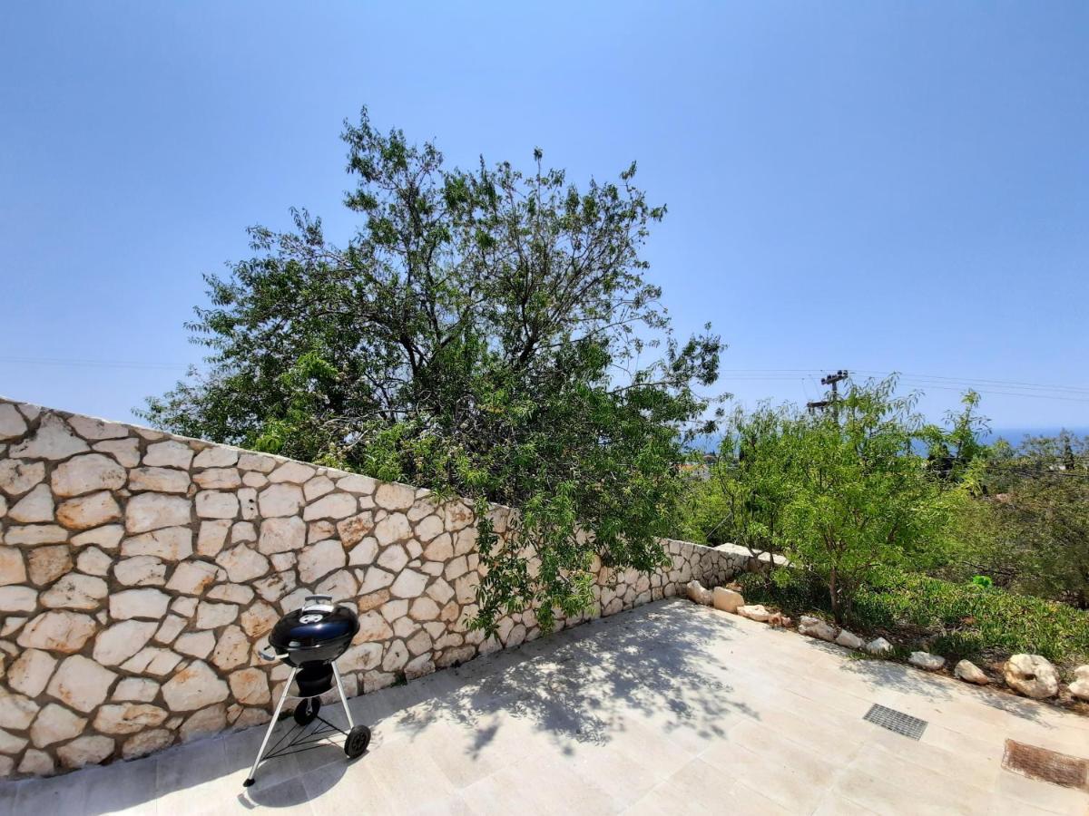 Freesia Grand Sea View Residence Svoronata Ngoại thất bức ảnh