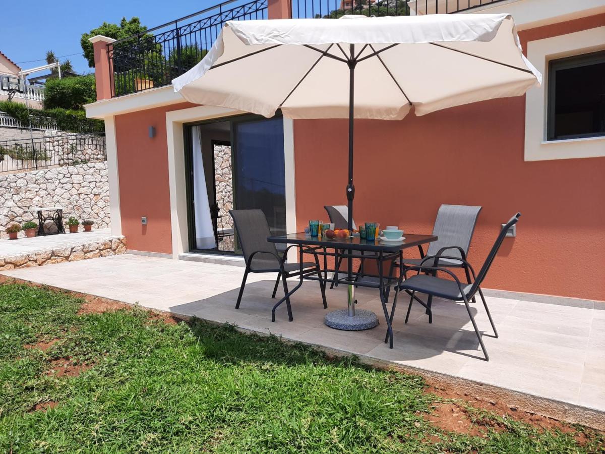 Freesia Grand Sea View Residence Svoronata Ngoại thất bức ảnh
