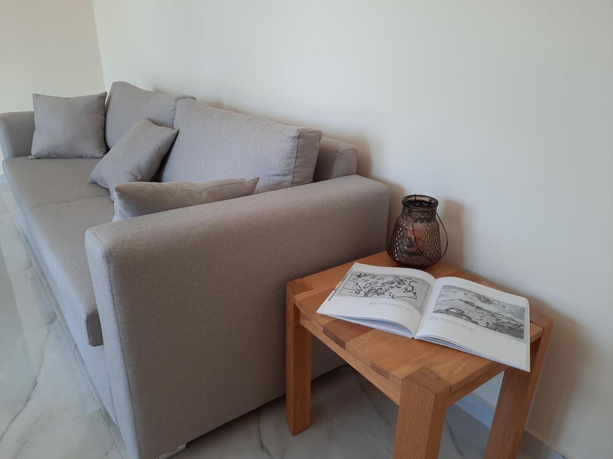 Freesia Grand Sea View Residence Svoronata Ngoại thất bức ảnh