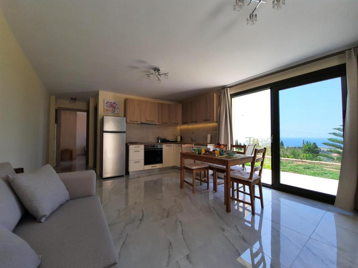 Freesia Grand Sea View Residence Svoronata Ngoại thất bức ảnh