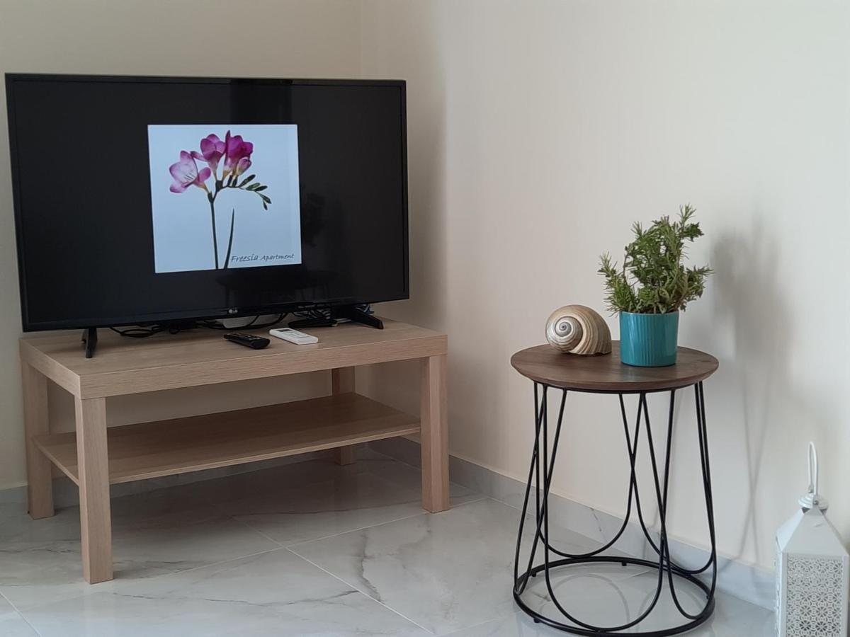 Freesia Grand Sea View Residence Svoronata Ngoại thất bức ảnh
