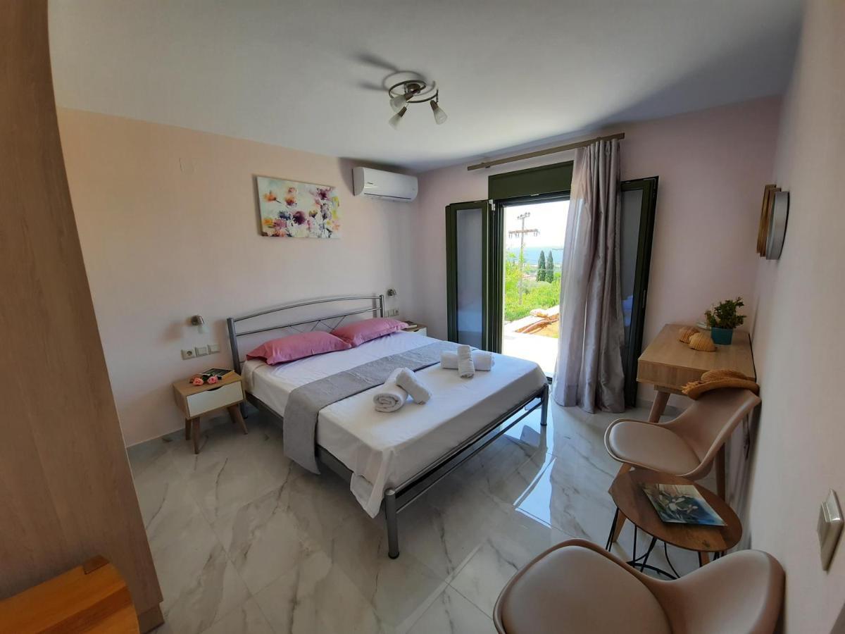 Freesia Grand Sea View Residence Svoronata Ngoại thất bức ảnh