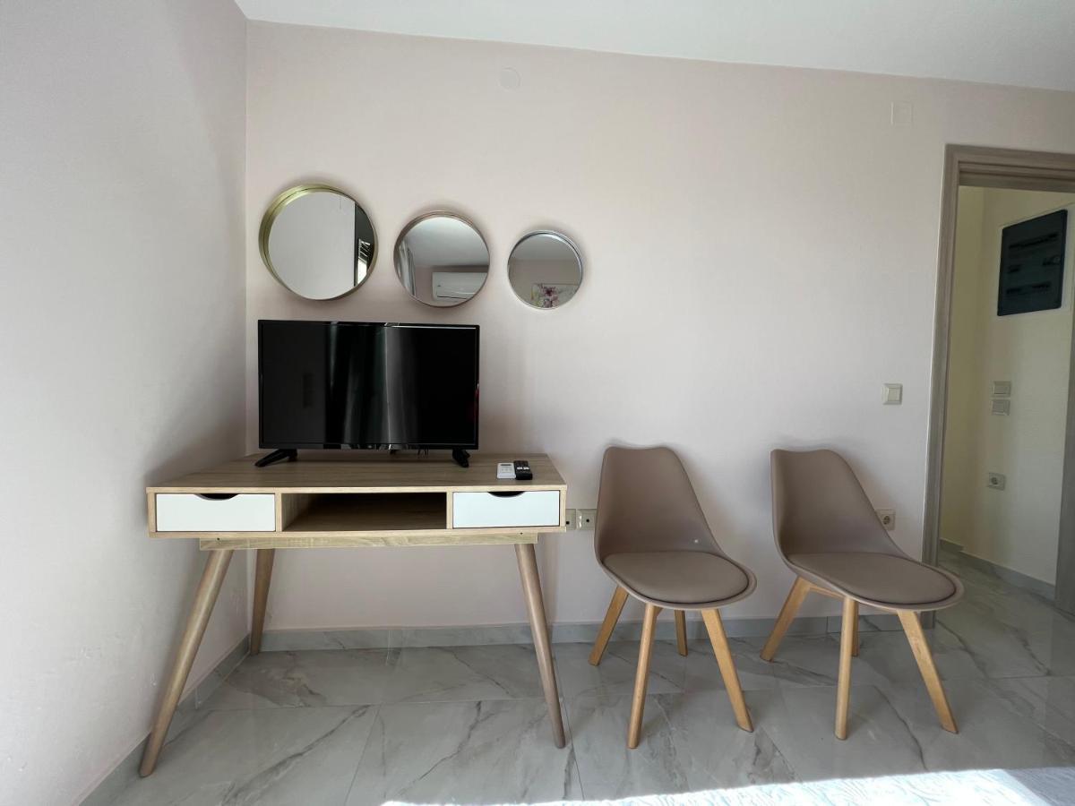 Freesia Grand Sea View Residence Svoronata Ngoại thất bức ảnh